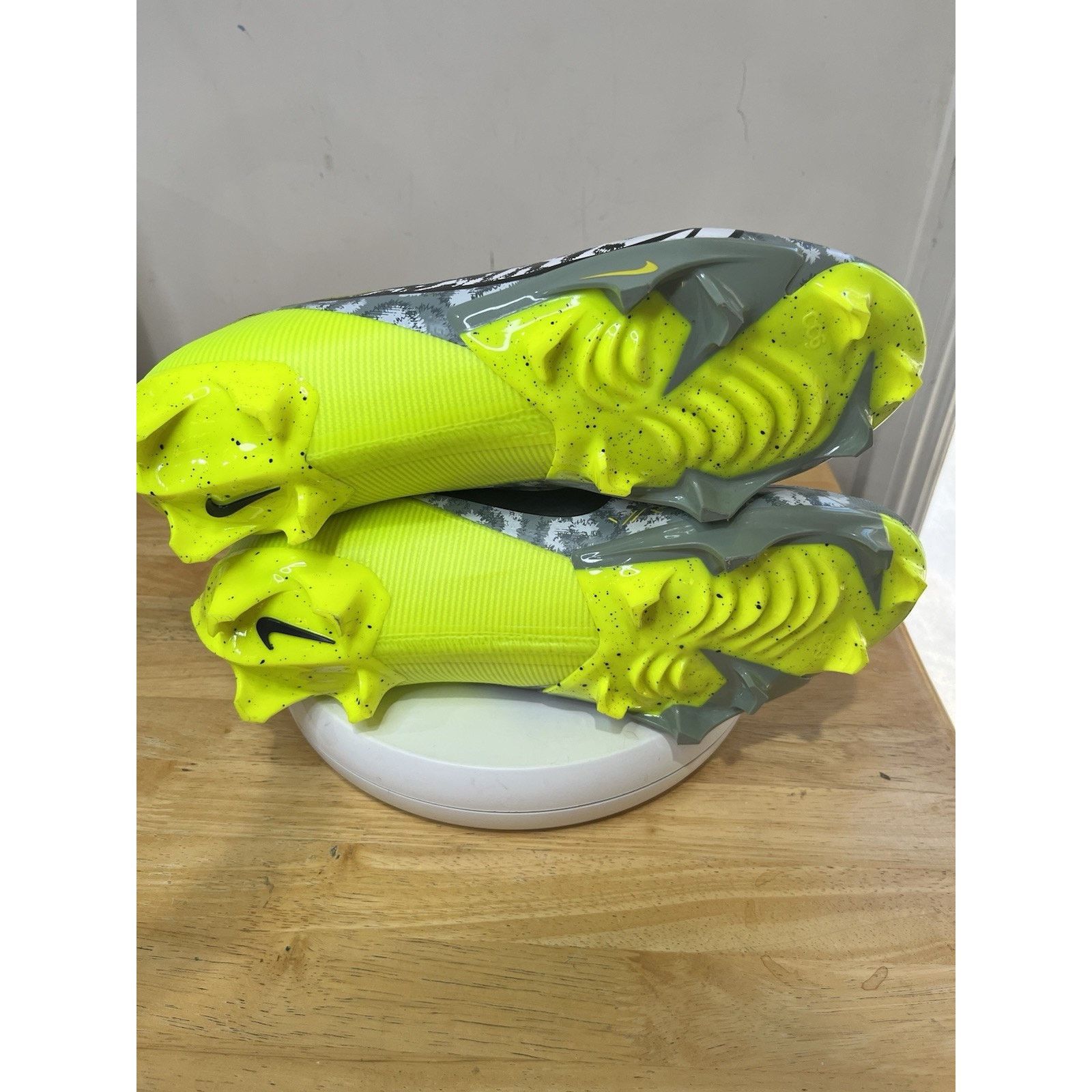 Nike Nike Vapor Edgr Pro 360 2 Football Cleats Black Volt SZ 11.5 Size US 11.5 / EU 44-45 - 6 Thumbnail