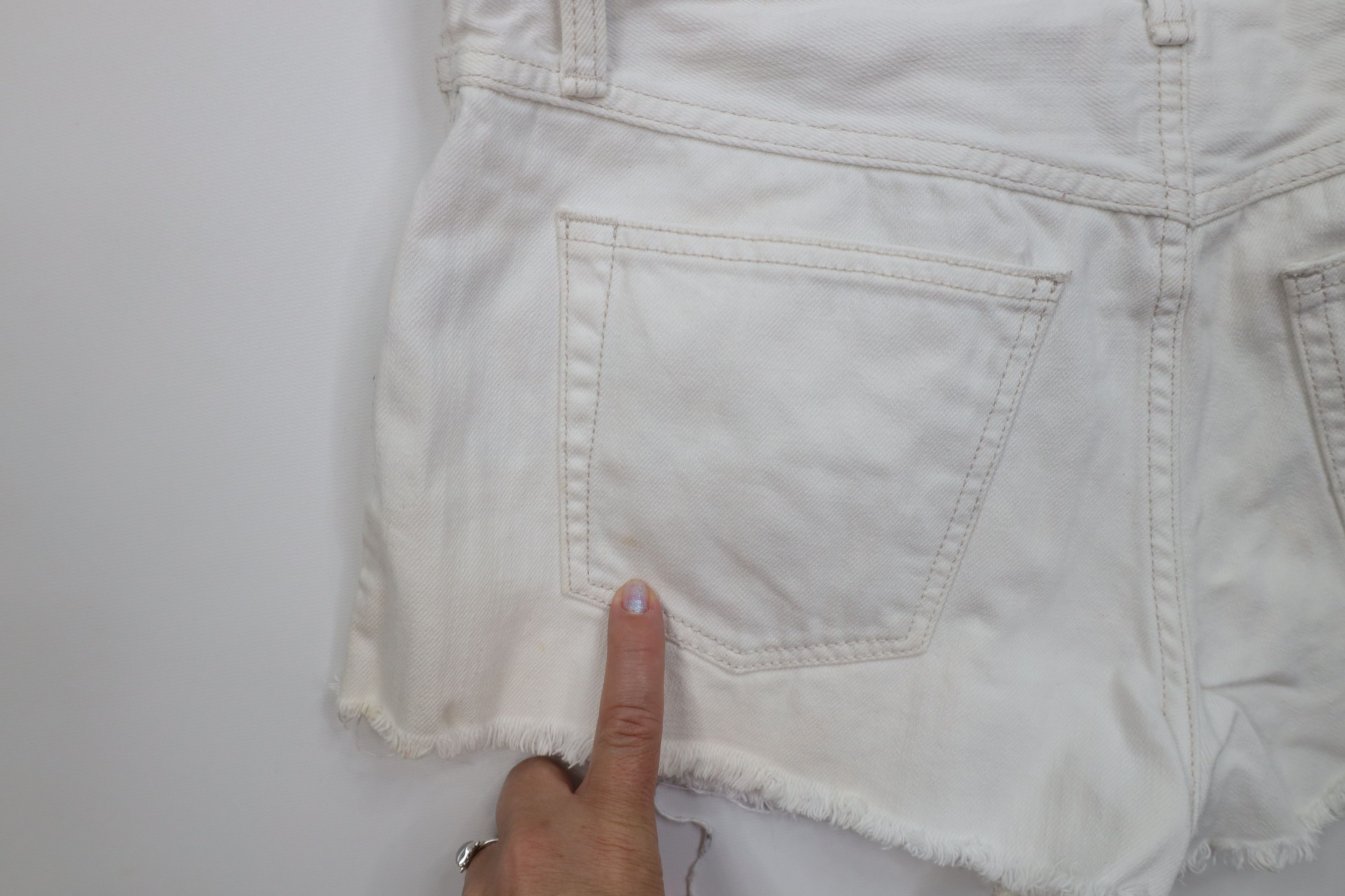 Free People Free People Button Fly Cut Off Denim Jean Shorts White Size 28" / US 6 / IT 42 - 12 Thumbnail