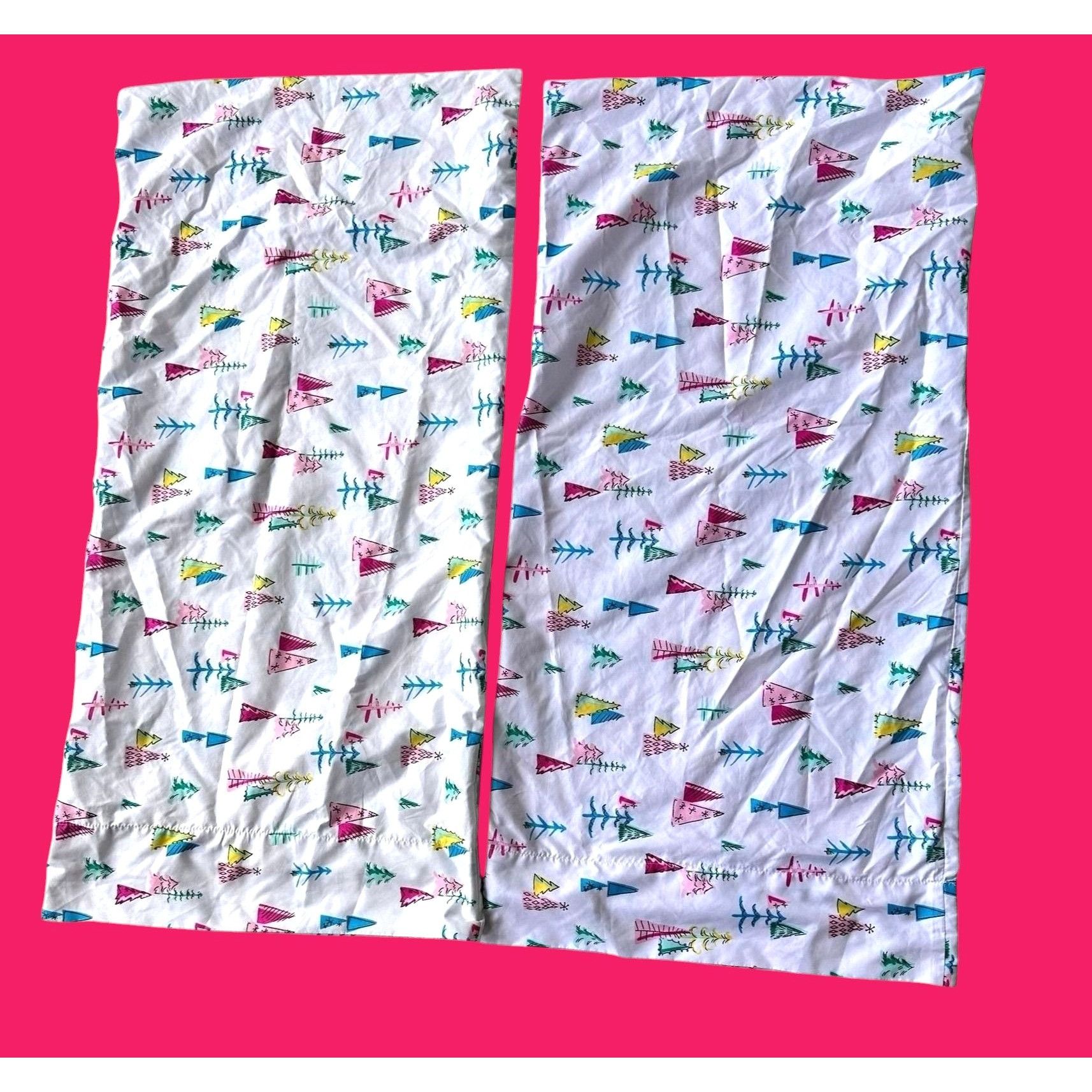 Other Modern Southern Home Christmas Tree Pillowcases King White 1 Size ONE SIZE - 1 Thumbnail