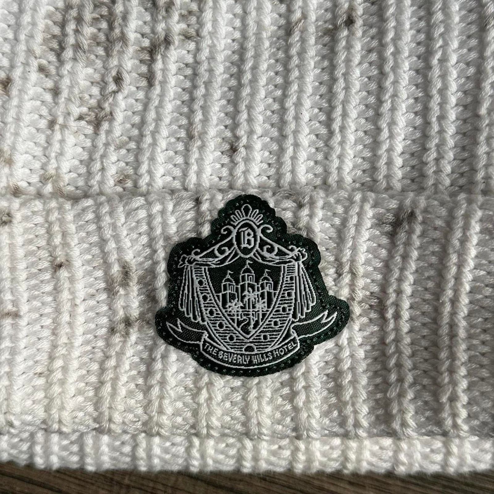 Other Beverly Hills Crest Hotel Ribbed White Beanie Winter Hat Size ONE SIZE - 7 Thumbnail