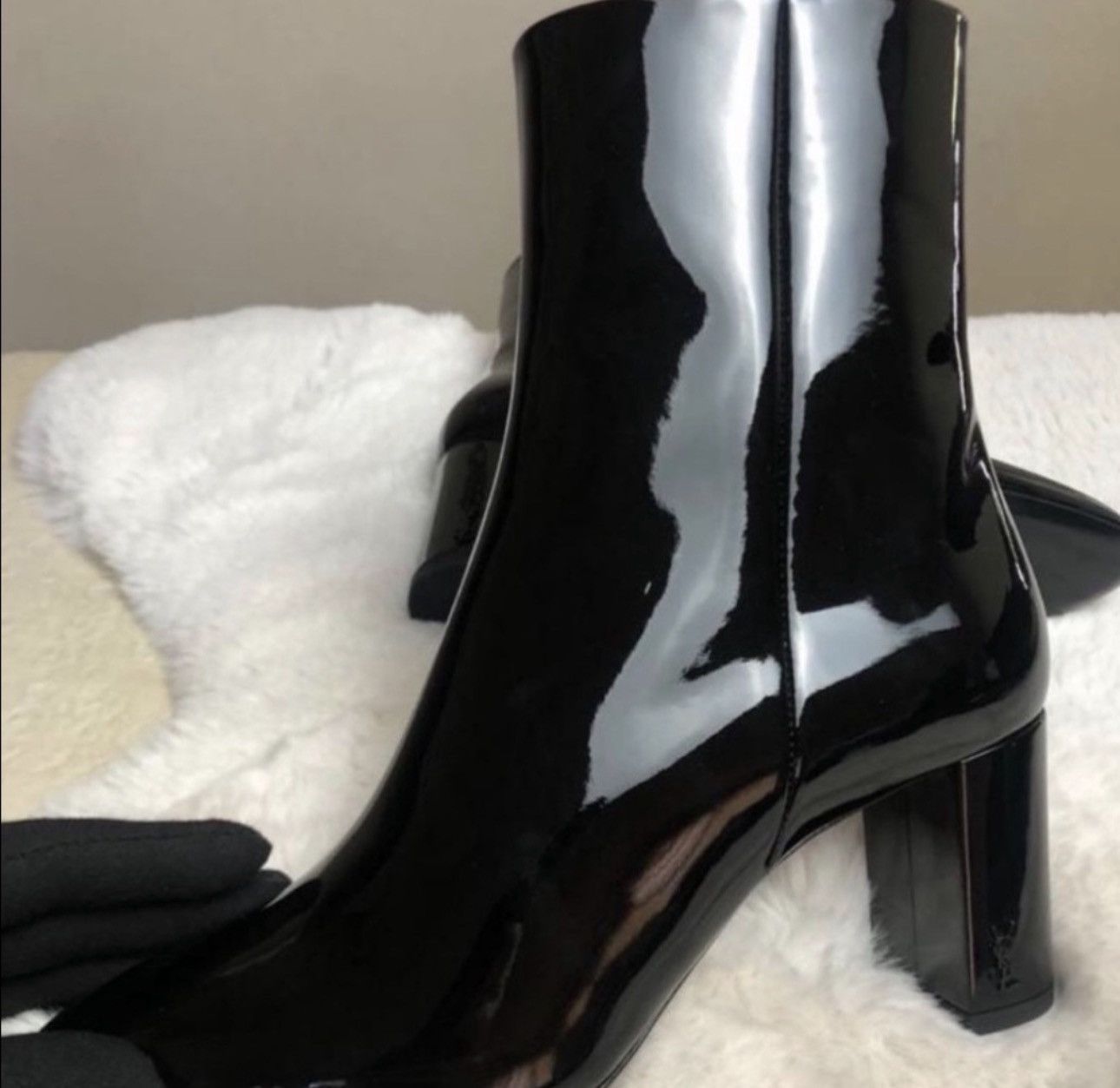 Yves Saint Laurent SAINT LAURENT Patent Loulou Ankle Zip Boot Black Size US 9 / IT 39 - 5 Thumbnail