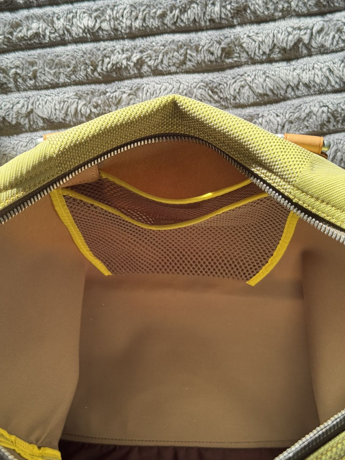 Louis Vuitton Louis Vuitton Limited Edition LV Cup America Cube Bag Size ONE SIZE - 20 Thumbnail