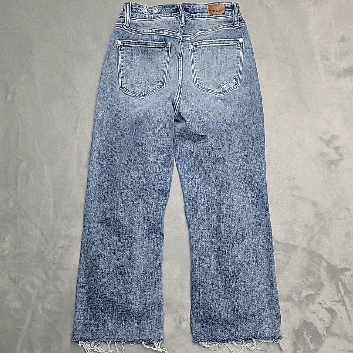 Vintage Judy Blue Jeans Women 26 Distressed Whiskered Faded Stretch Wide Cropped Capri 3/26 24Inseam 26X24 Blue Denim 5-Pocket Womens Jeans Size 26" / US 2 / IT 38 - 6 Thumbnail
