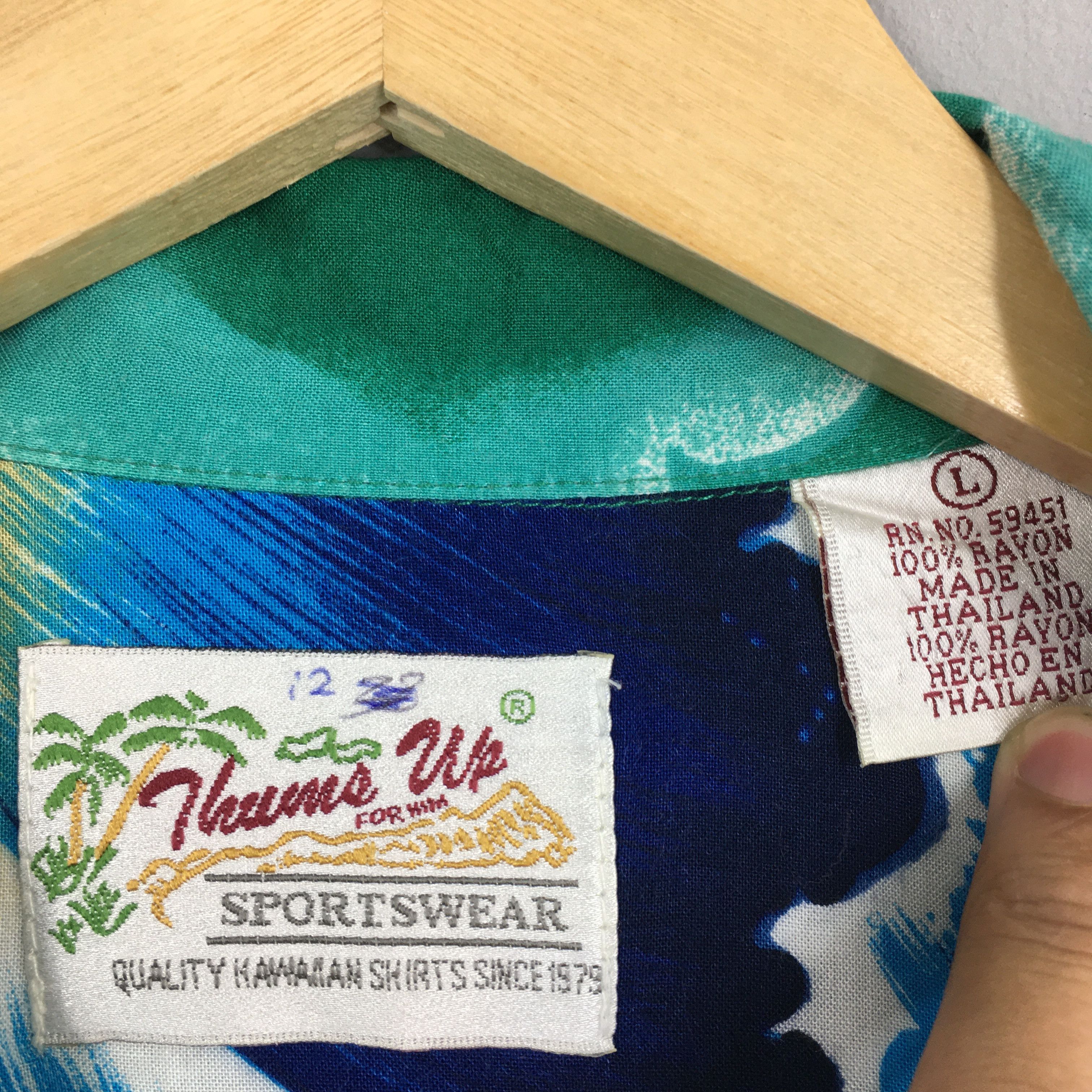 Vintage Vintage Hawaiian Surfing Beach Tropical Rayon Shirt Large Size US L / EU 52-54 / 3 - 5 Thumbnail