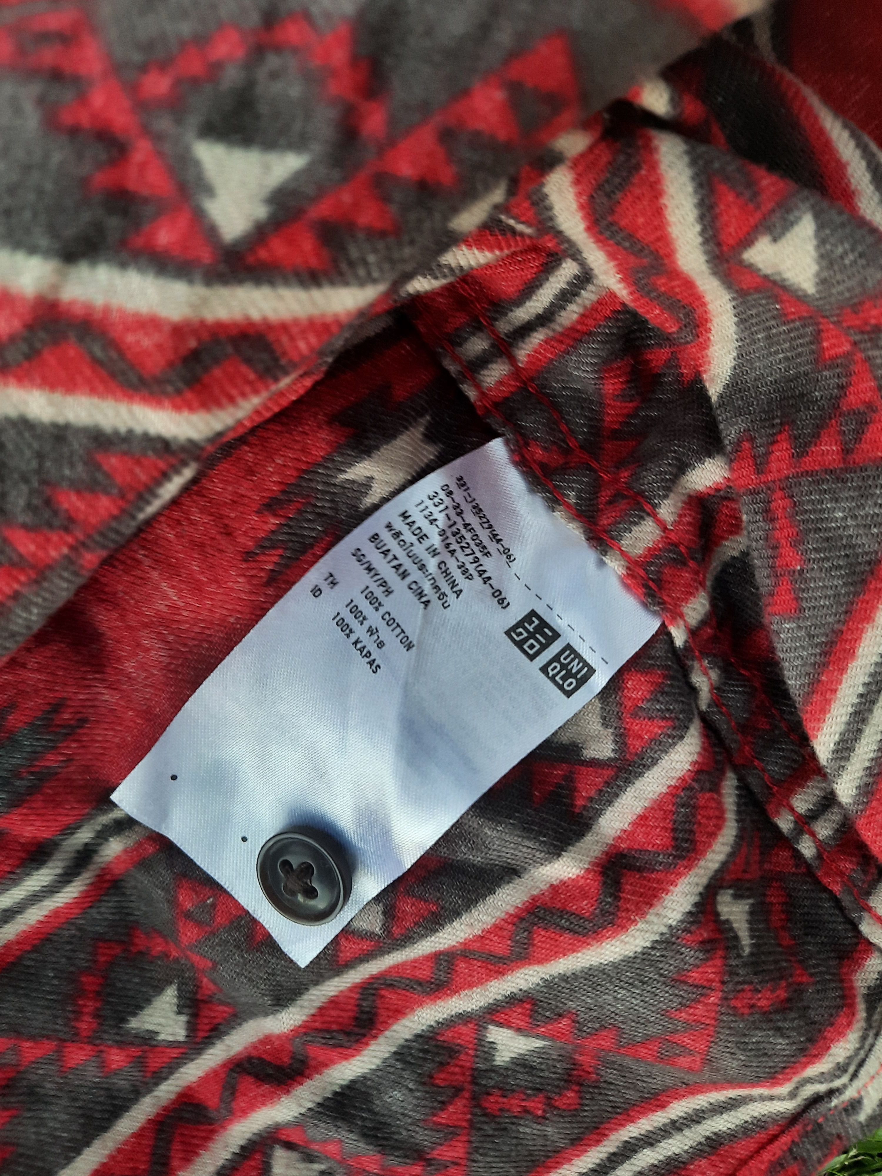 Uniqlo Uniqlo mexico pattern Size US L / EU 52-54 / 3 - 6 Thumbnail