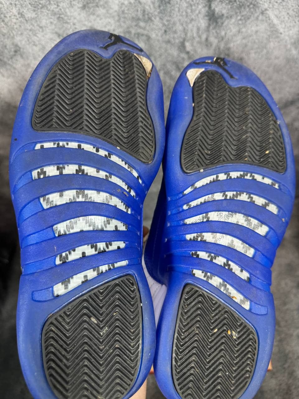 Jordan Brand Size 8.5 | Jordan 12 Blueberry With Box | Pre-Owned Size US 8.5 / EU 41-42 - 3 Thumbnail
