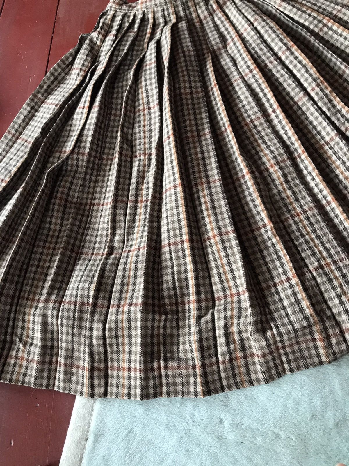 Burberry × Vintage Vintage Burberry Wool Coat and Skirt Set Size M / US 6-8 / IT 42-44 - 10 Thumbnail