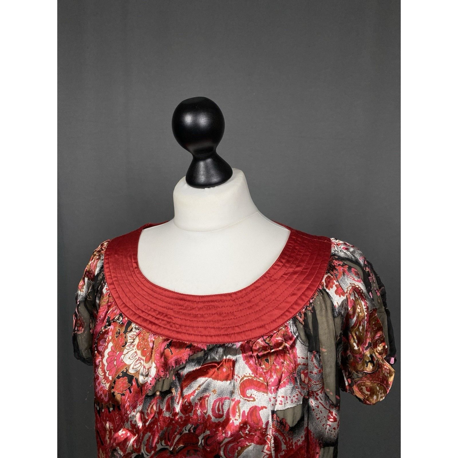 Chloe Chloe Women's Red Floral Silk Tunic T-Shirt Size US 8 Size M / US 6-8 / IT 42-44 - 5 Thumbnail