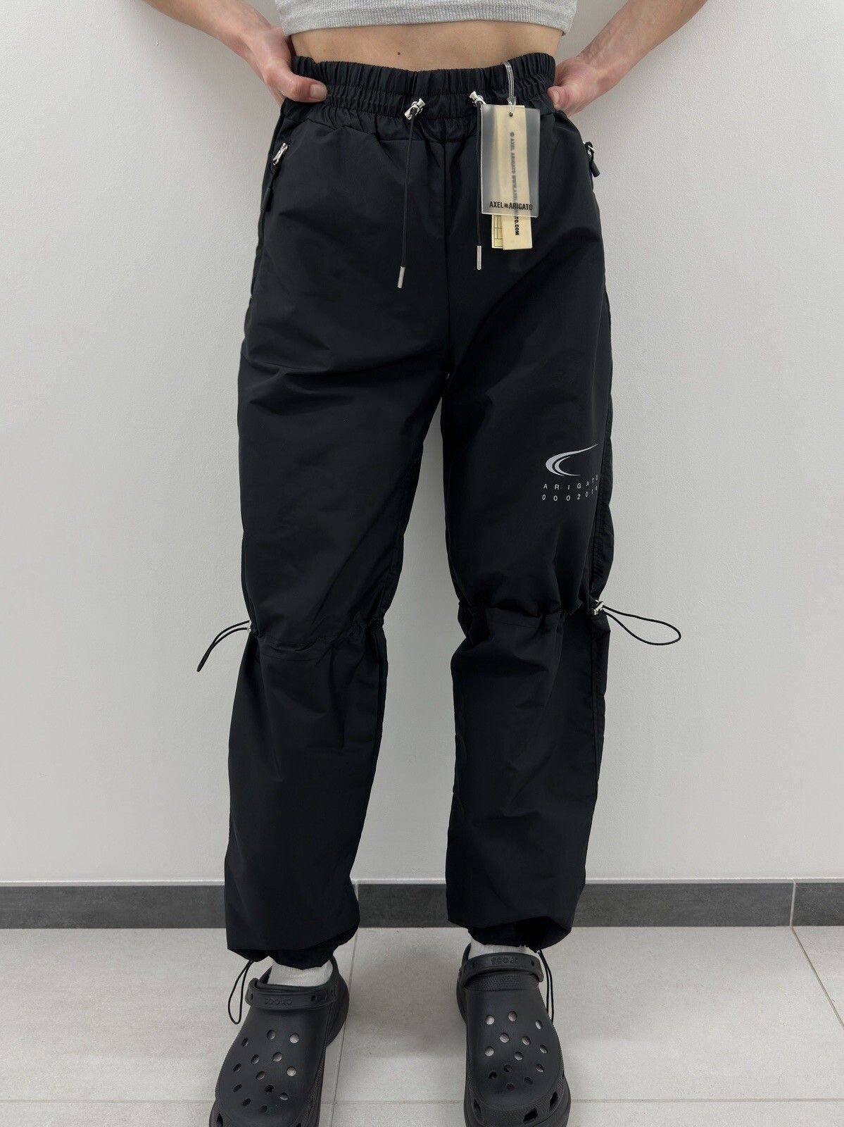 Axel Arigato Axel Arigato Atlas Track Pants Women’s Black Track Unisex Size 26" / US 2 / IT 38 - 6 Thumbnail
