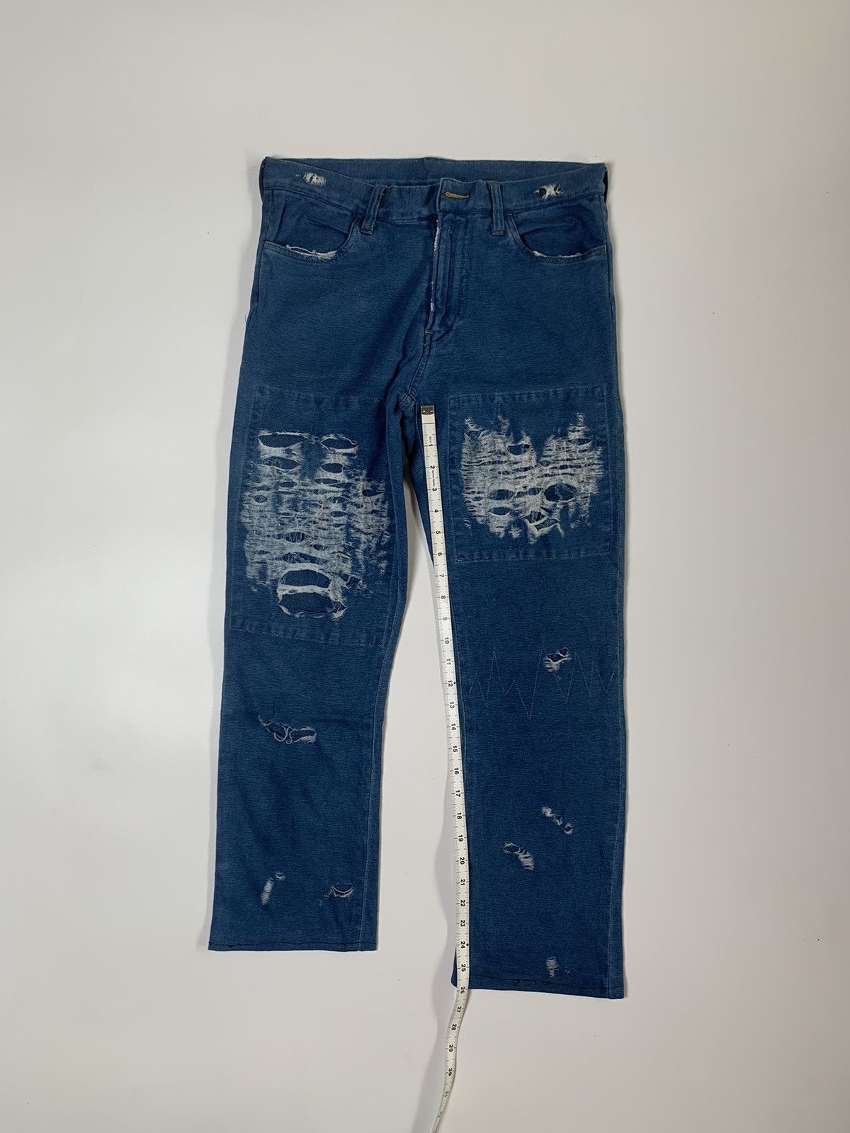 TALKING ABOUT THE ABSTRACTION Talking about the Abstracion buckle back ripped panst Size US 31 - 16 Thumbnail