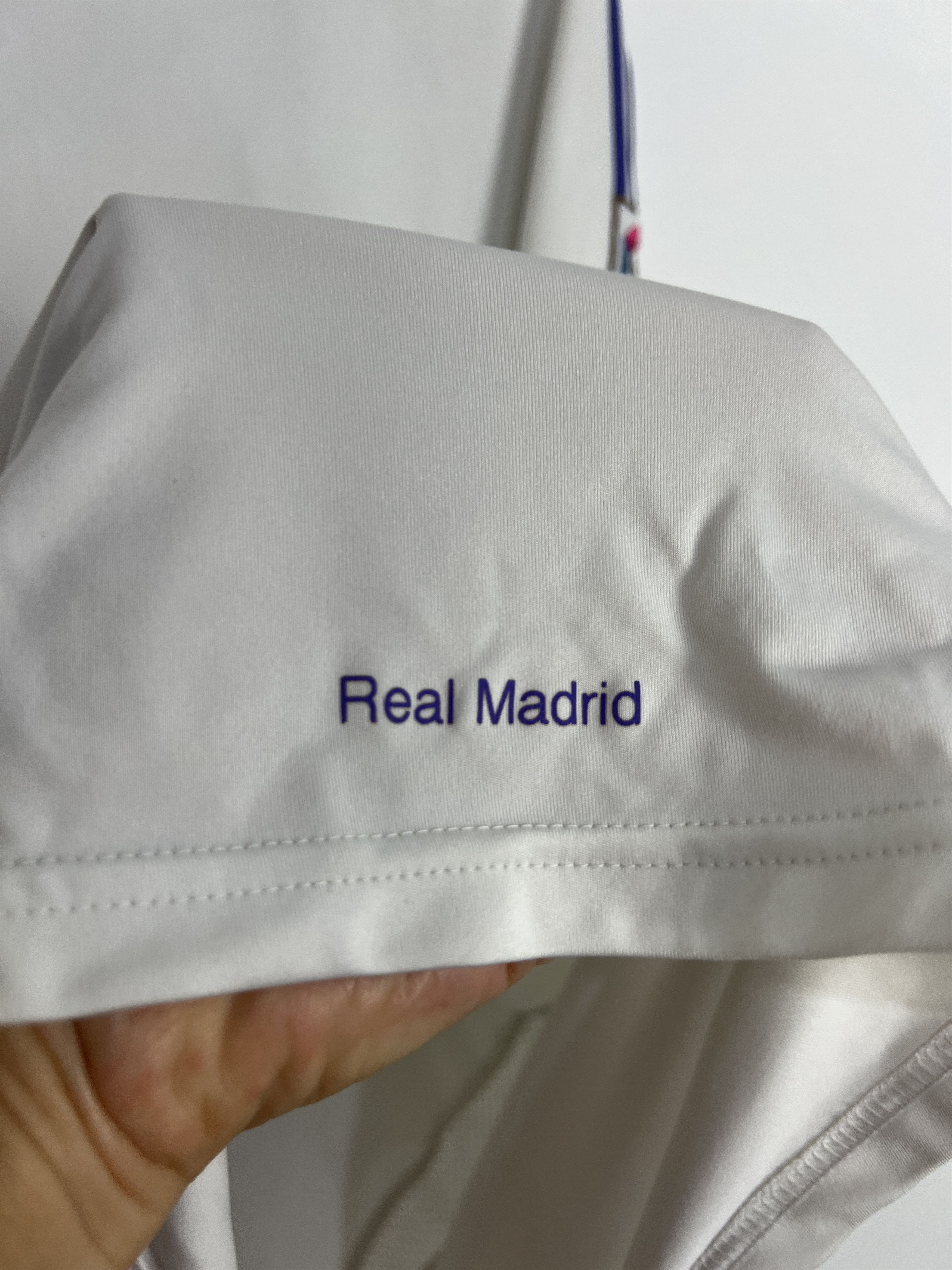 Adidas Real Madrid Home football shirt 2007 Soccer Adidas Jersey Size US XL / EU 56 / 4 - 13 Thumbnail