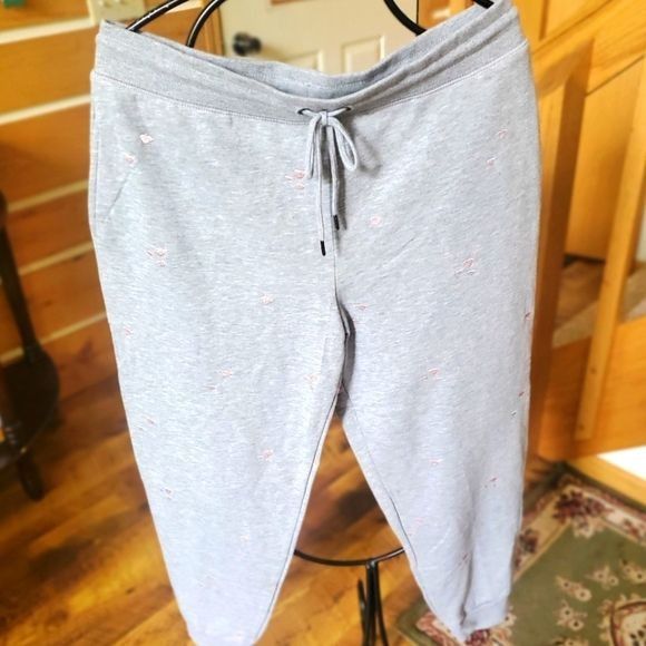 Vintage Honey Dew Grey with Lt Pink Embroidered Hearts Cinched Joggi Size 34" / US 12 / IT 48 - 1 Thumbnail