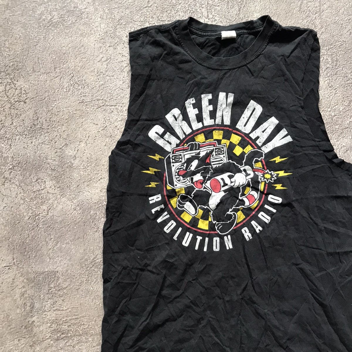 Vintage Vintage 90s Green Day Revolution Radio Graphic Tee Grunge M Size US M / EU 48-50 / 2 - 2 Thumbnail