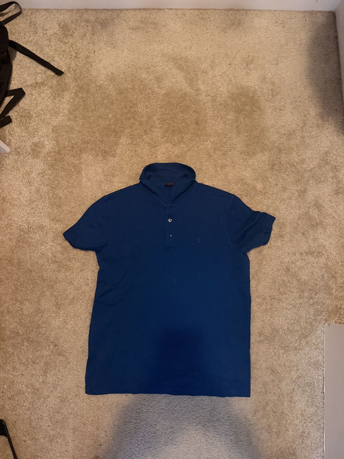 Louis Vuitton Louis Vuitton LV Logo Polo Shirt Blue Size Medium Size US M / EU 48-50 / 2 - 1 Thumbnail