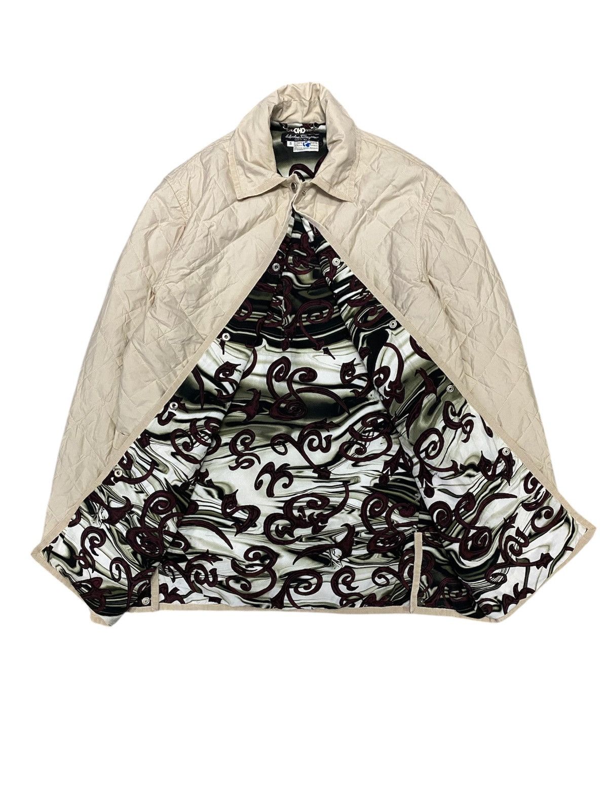 Salvatore Ferragamo 1990s Ferragamo Quilted abstract lining Jacket Size M / US 6-8 / IT 42-44 - 1 Thumbnail