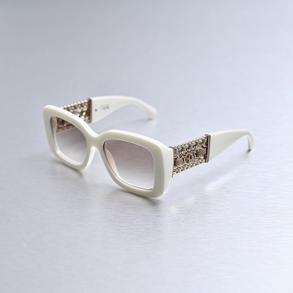 Chanel CHANEL 0CH5535Q 125513 SUNGLASSES Size ONE SIZE - 1 Thumbnail