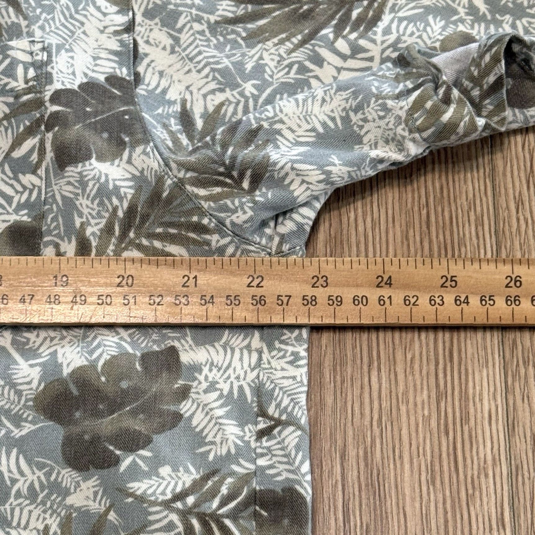 Vintage VINTAGE SZ Men Hawaiian Shirt Short Sleeve Rayon Button-Up Palm Print Multi 80s Aloha L Size US L / EU 52-54 / 3 - 6 Thumbnail