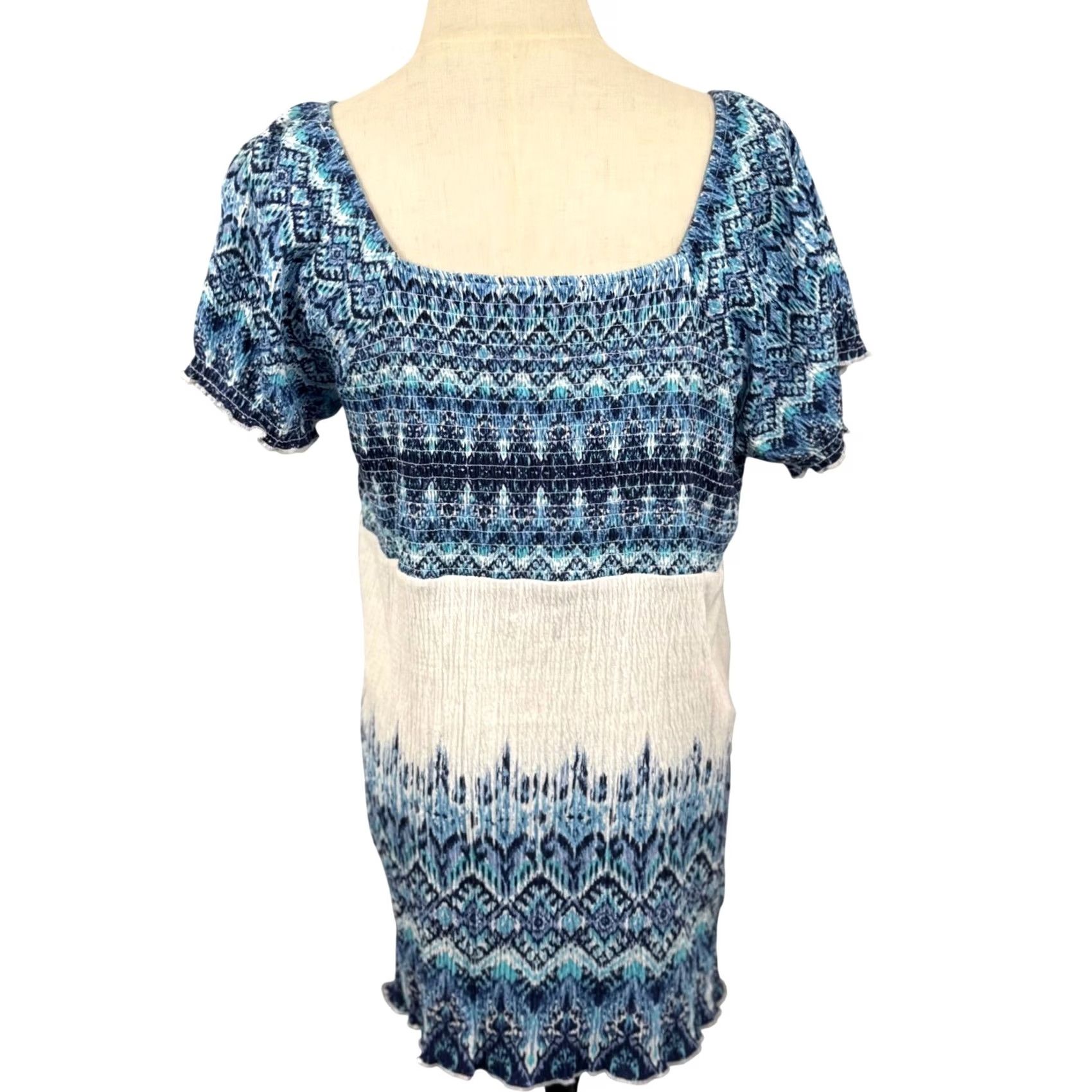 Vintage VINTAGE Ikat Smocked Top 1X Peasant Coastal Boho Artsy Tunic Lagenlook Resort Cruise EUC Size XL / US 12-14 / IT 48-50 - 3 Thumbnail
