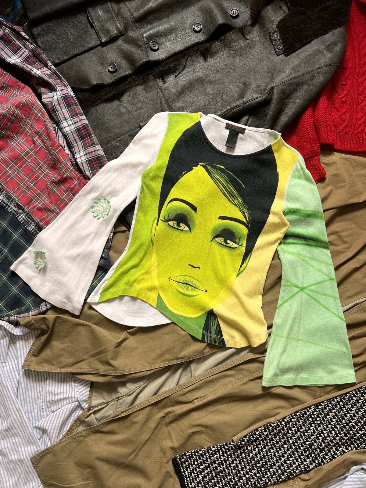 Custo Barcelona Custo Barcelona Avant Garde Green Long Sleeve Cotton T-Shirt Size S / US 4 / IT 40 - 1 Thumbnail