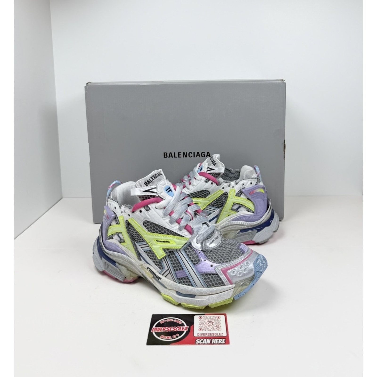 Balenciaga Size 35EU/5W- Balenciaga Runner Multicolor NEW Size US 5 / IT 35 - 1 Thumbnail