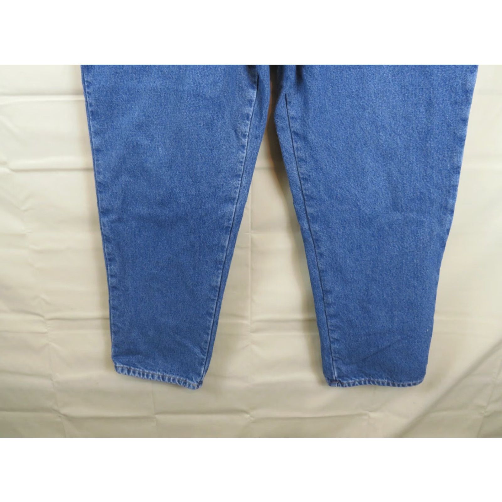 Denime LL Bean Jeans Women 18 Regular Blue Denim Flannel Lined Workwear Jeans Woman 18 Blue LL Bean Jeans Womens Regular Denim Flannel Lined Vintage? Size 40" / US 18 - 2 Thumbnail