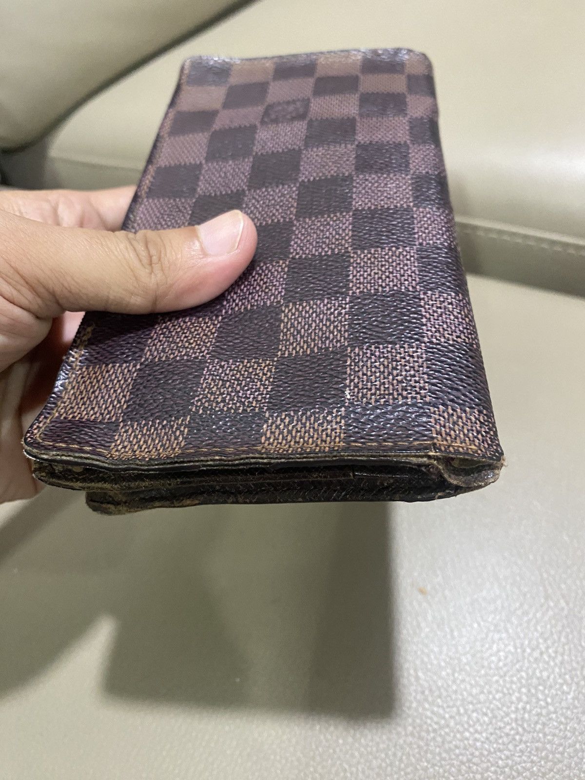 Louis Vuitton Authentic Louis Vuitton Damier Long Wallet Size ONE SIZE - 3 Thumbnail