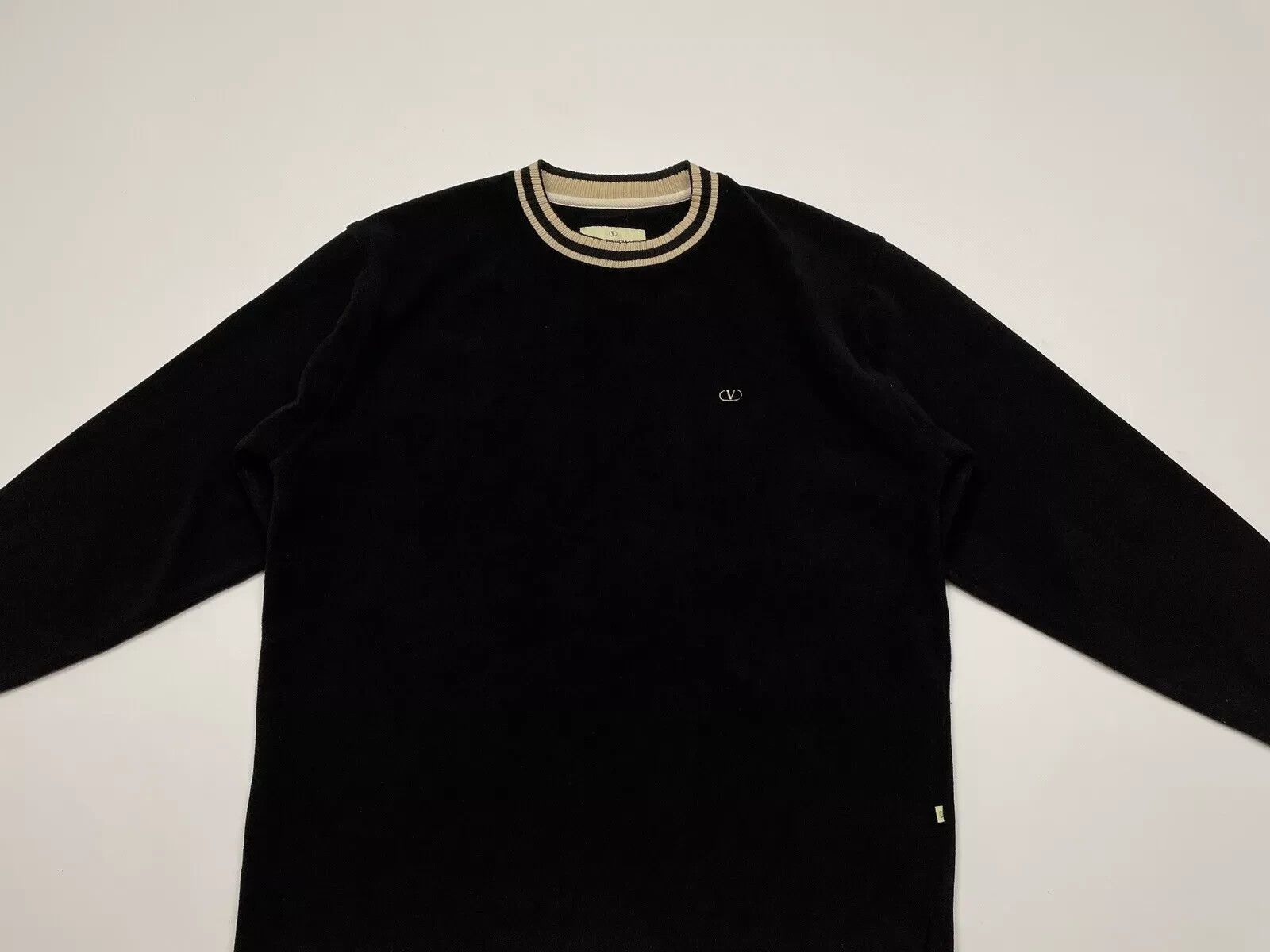 Valentino VINTAGE 1990s 90s VALENTINO SWEATSHIRT SWEATSHIRT MENS Size US L / EU 52-54 / 3 - 6 Thumbnail