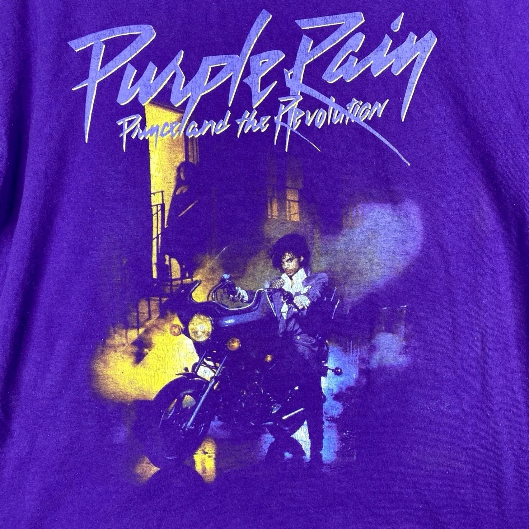 Prince VINTAGE Purple Rain T Shirt Mens L Purple Short Sleeve Graphic Tee Classic Casual Band Size US L / EU 52-54 / 3 - 2 Thumbnail