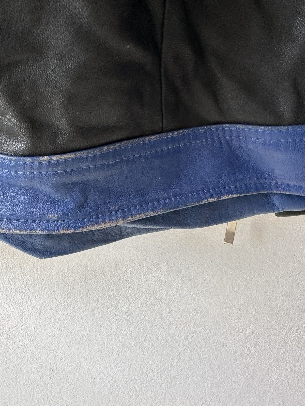 Tommy Hilfiger × Vintage Vintage Tommy Hilfiger Faded Racing Biker Jacket Size US M / EU 48-50 / 2 - 18 Thumbnail