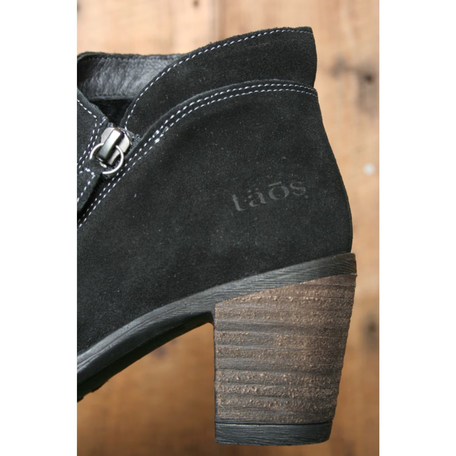 Taos VINTAGE Taos Billie Bootie Black Suede Ankle Boots w/2.75" Block Heel EUR 36 US 5-5.5 Women Adult Boots Shoes Block Heel Size US 5.5 / IT 35.5 - 7 Thumbnail