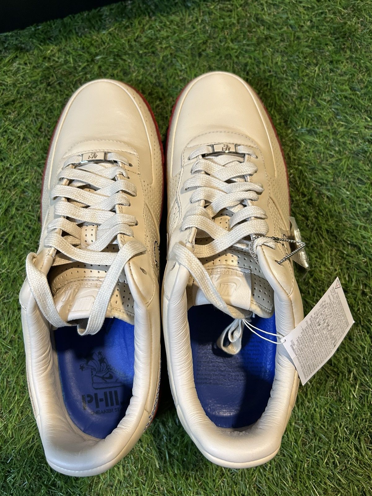 Nike DS Nike Air Force One Philly Sneaker Stadium Size US 10.5 / EU 43-44 - 9 Thumbnail
