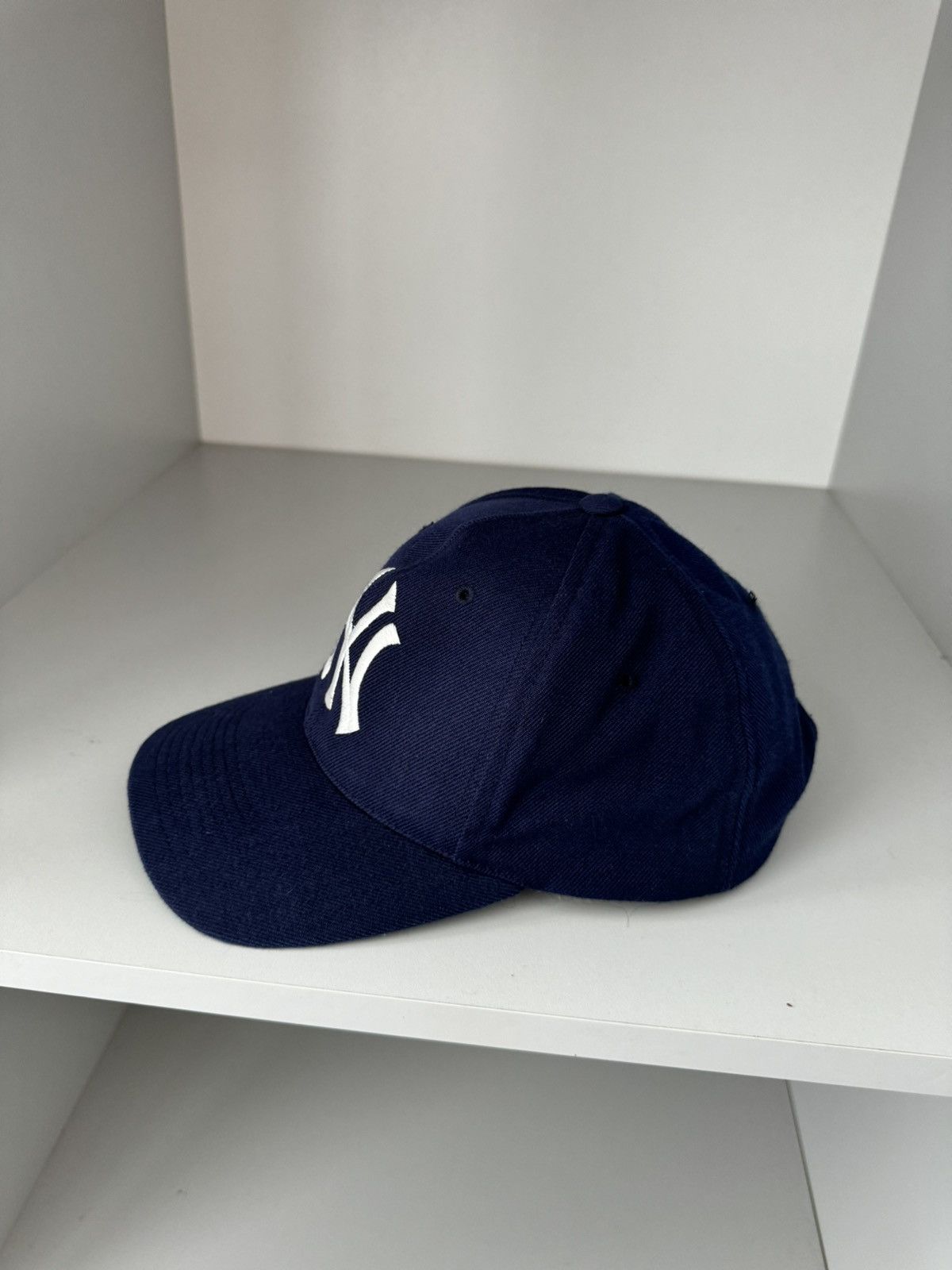 MLB MLB Sports Specialties New York Yankees Vintage Rare Cap Size ONE SIZE - 4 Thumbnail