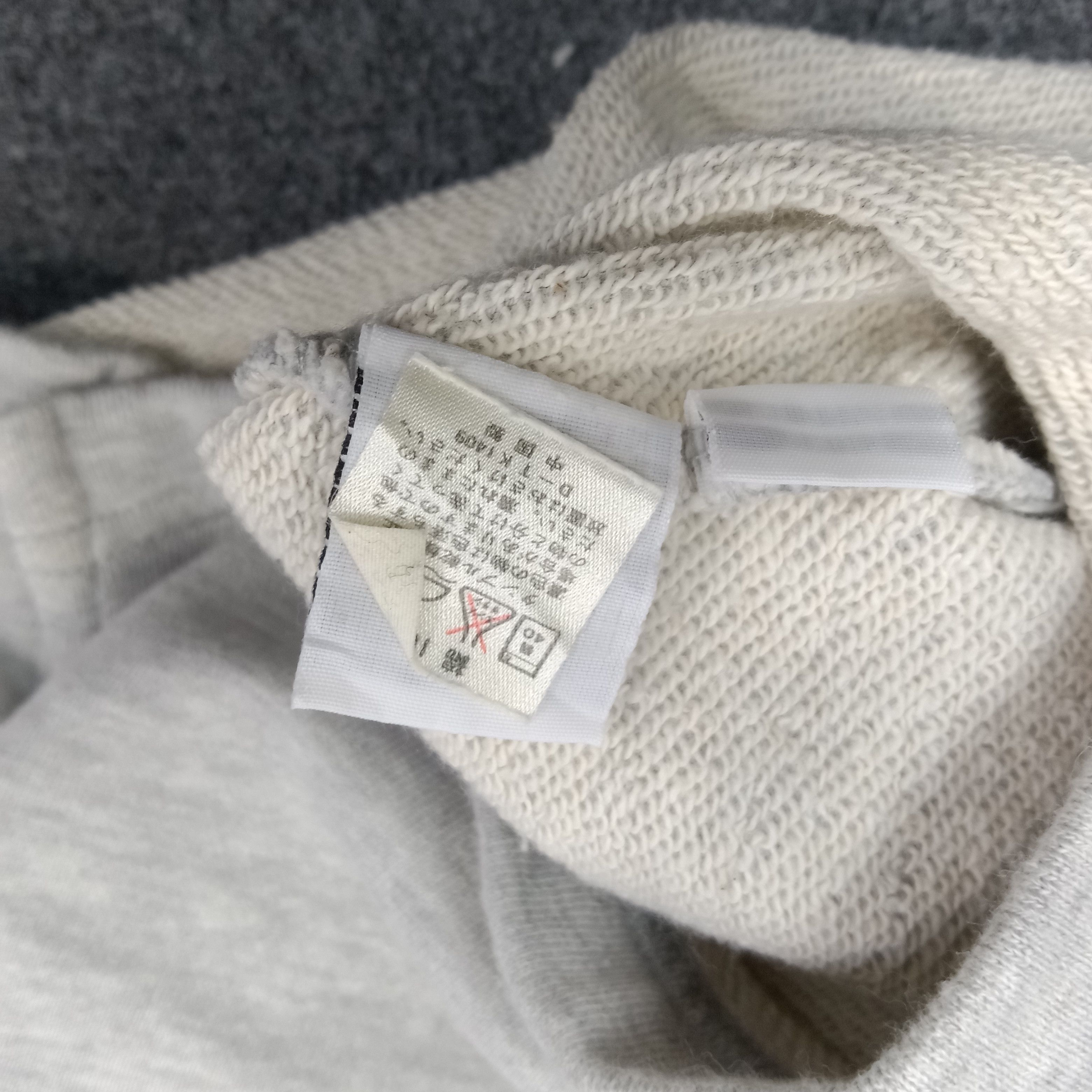 Yves Saint Laurent Yves Saint Laurent Italian Brand Sweatshirt C250N13 Size US S / EU 44-46 / 1 - 7 Thumbnail