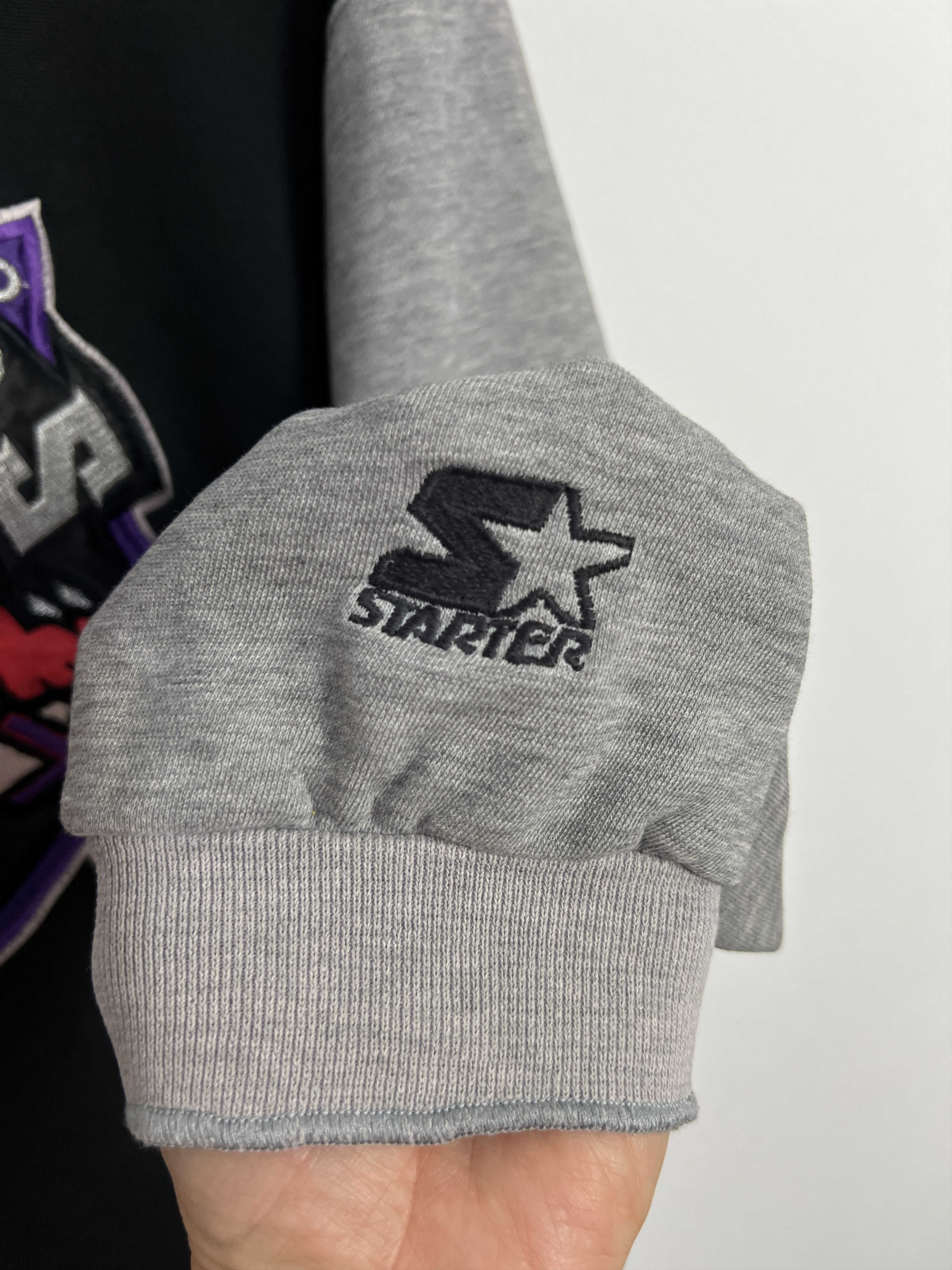Starter Vintage 90's Toronto Raptors NBA Hoodie Jacket Big Logo Size US XL / EU 56 / 4 - 6 Thumbnail