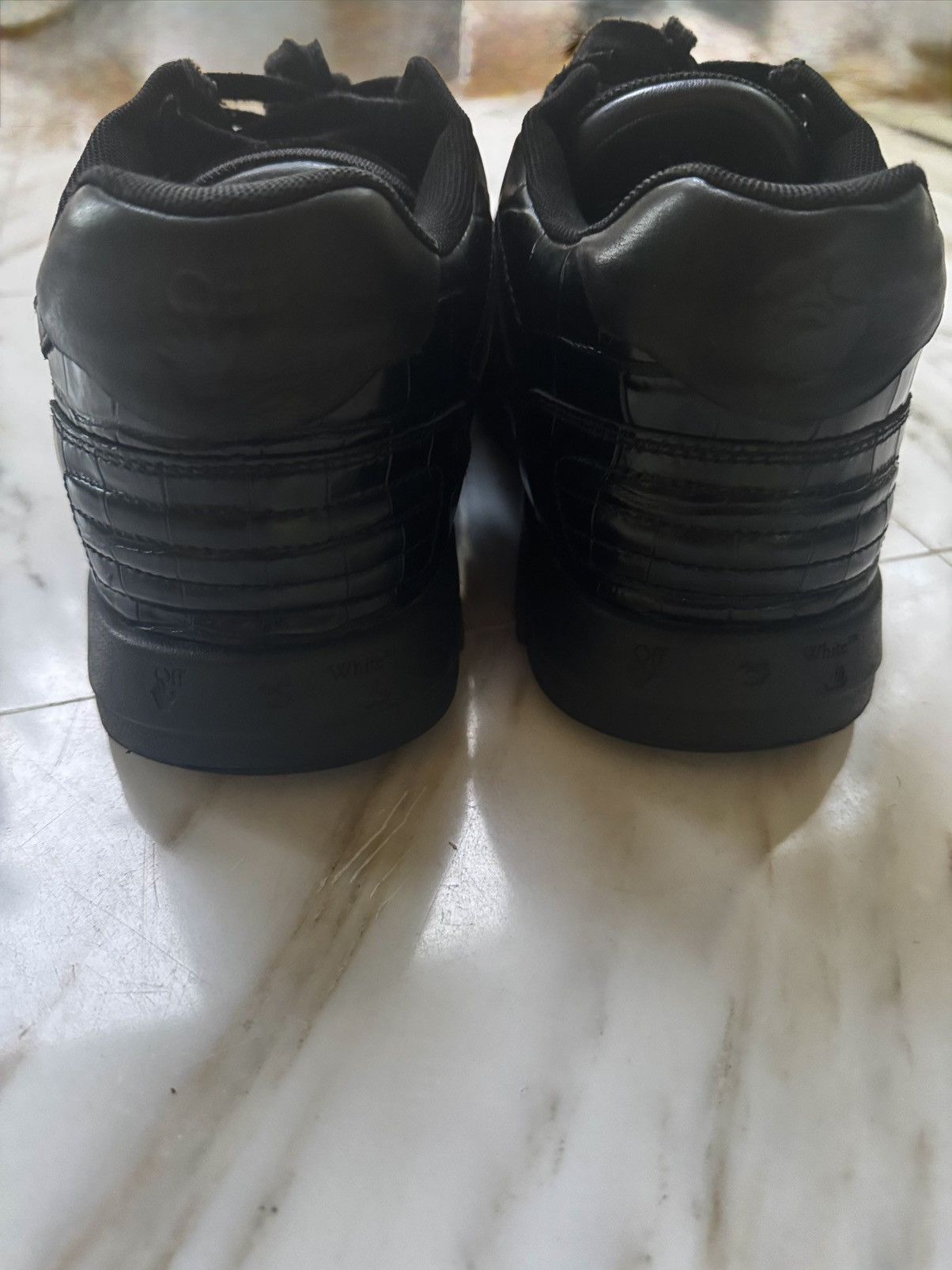 Off-White ❗️READ DESC❗️Off White Out of Office Black Crocodile Sneaker Size US 11 / EU 44 - 3 Thumbnail