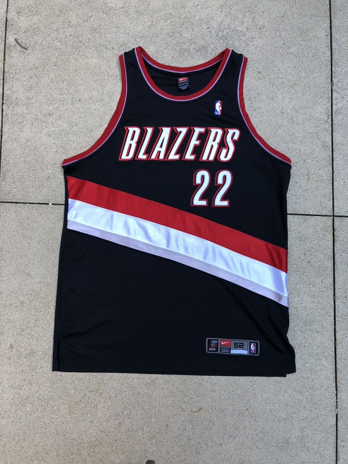Nike Portland Trailblazers Clyde Drexler Jersey Size US XXL / EU 58 / 5 - 1 Thumbnail