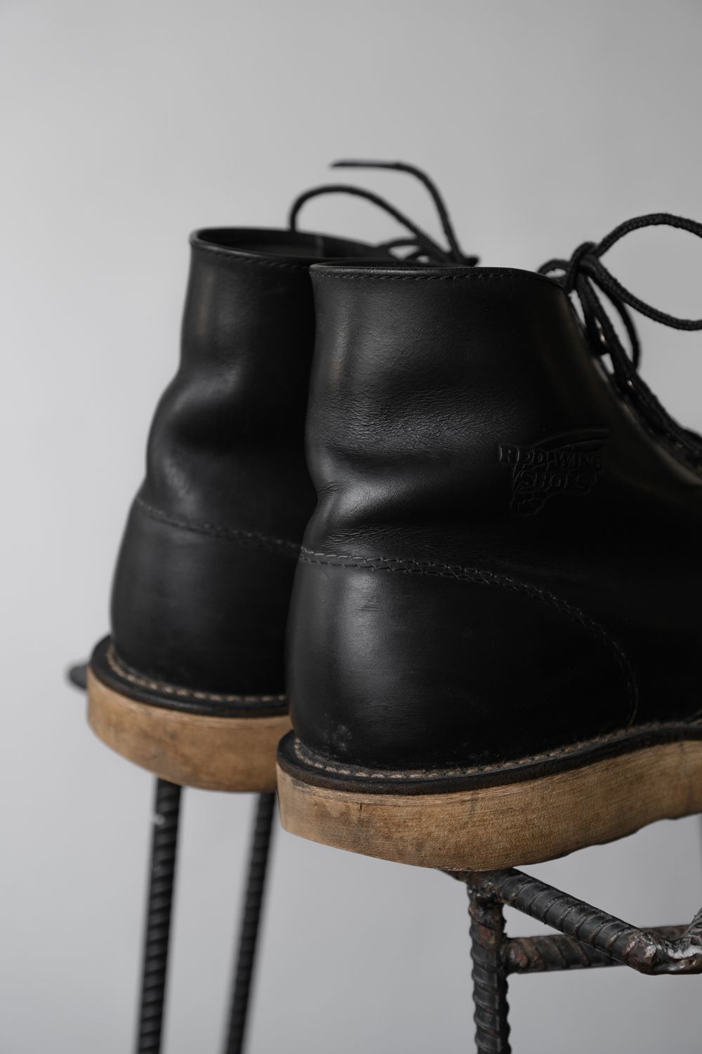 Red Wing Red Wing 8165 Classic Round Toe Leather Boots Size US 7.5 / EU 40-41 - 4 Thumbnail