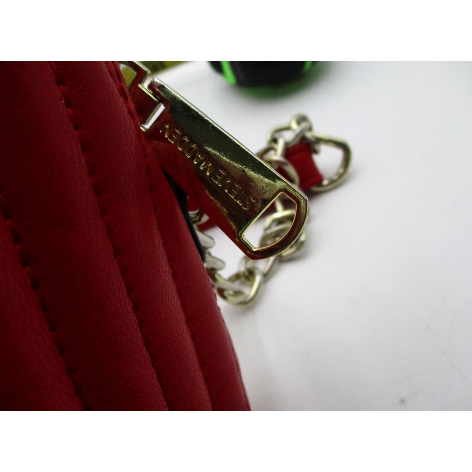 Steve Madden Steve Madden Crossbody Bag Small Red Quilted Faux Leather Gold SM Logo Womens Size ONE SIZE - 6 Thumbnail