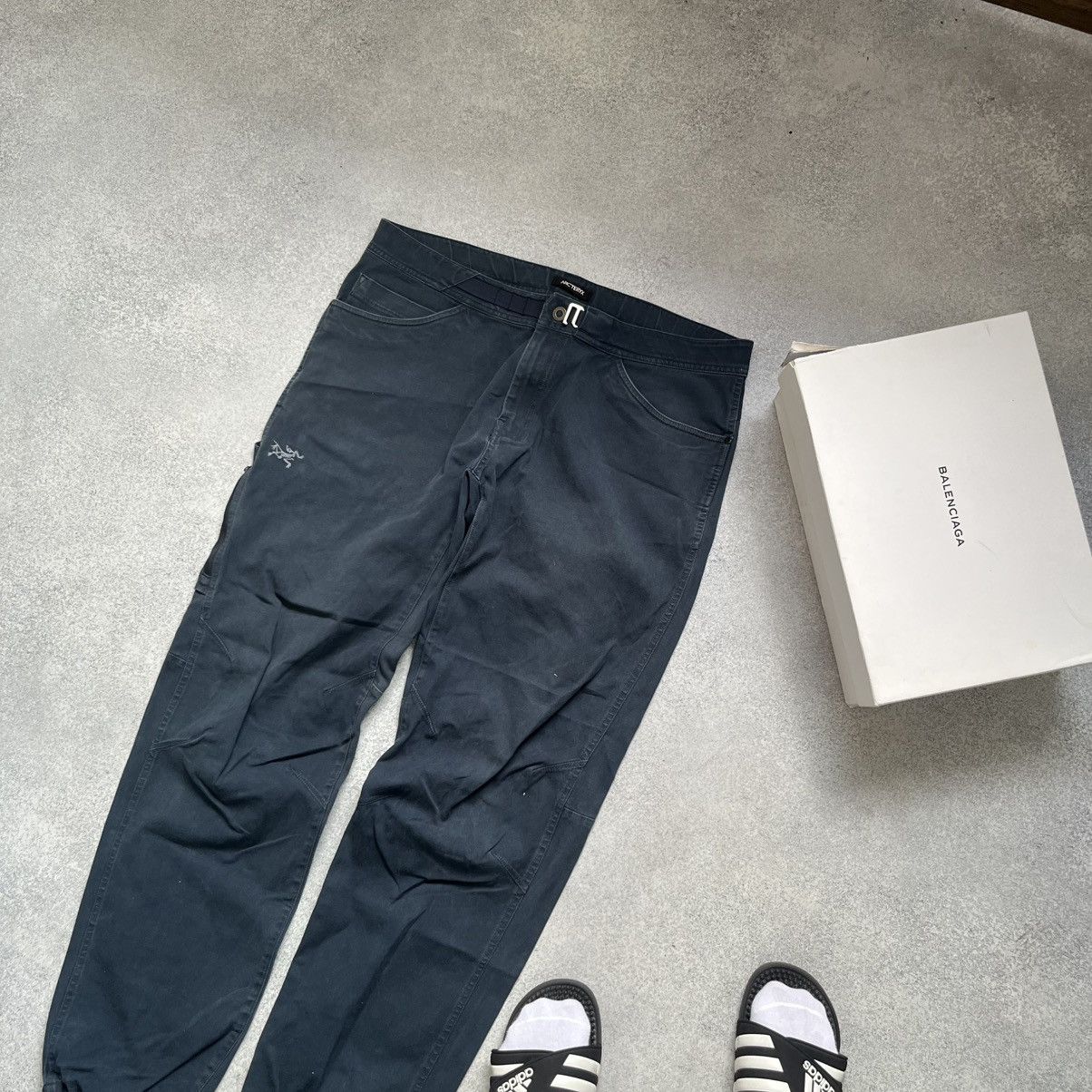 Arc'teryx Vintage Hiking Trekking Cargo Pants Arcteryx Gorpcore Size US 36 / EU 52 - 2 Thumbnail