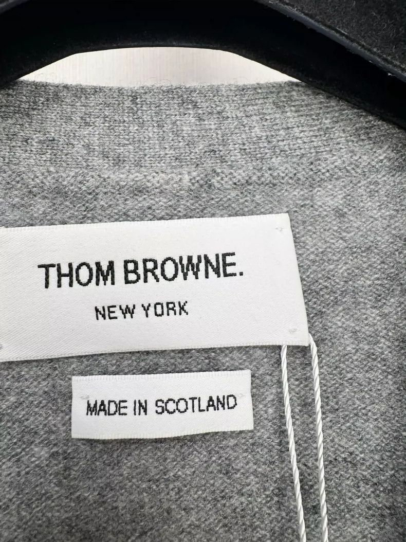 Thom Browne Thom Browne size00 Cashmere opens Size 4XL / US 24-26 - 2 Thumbnail