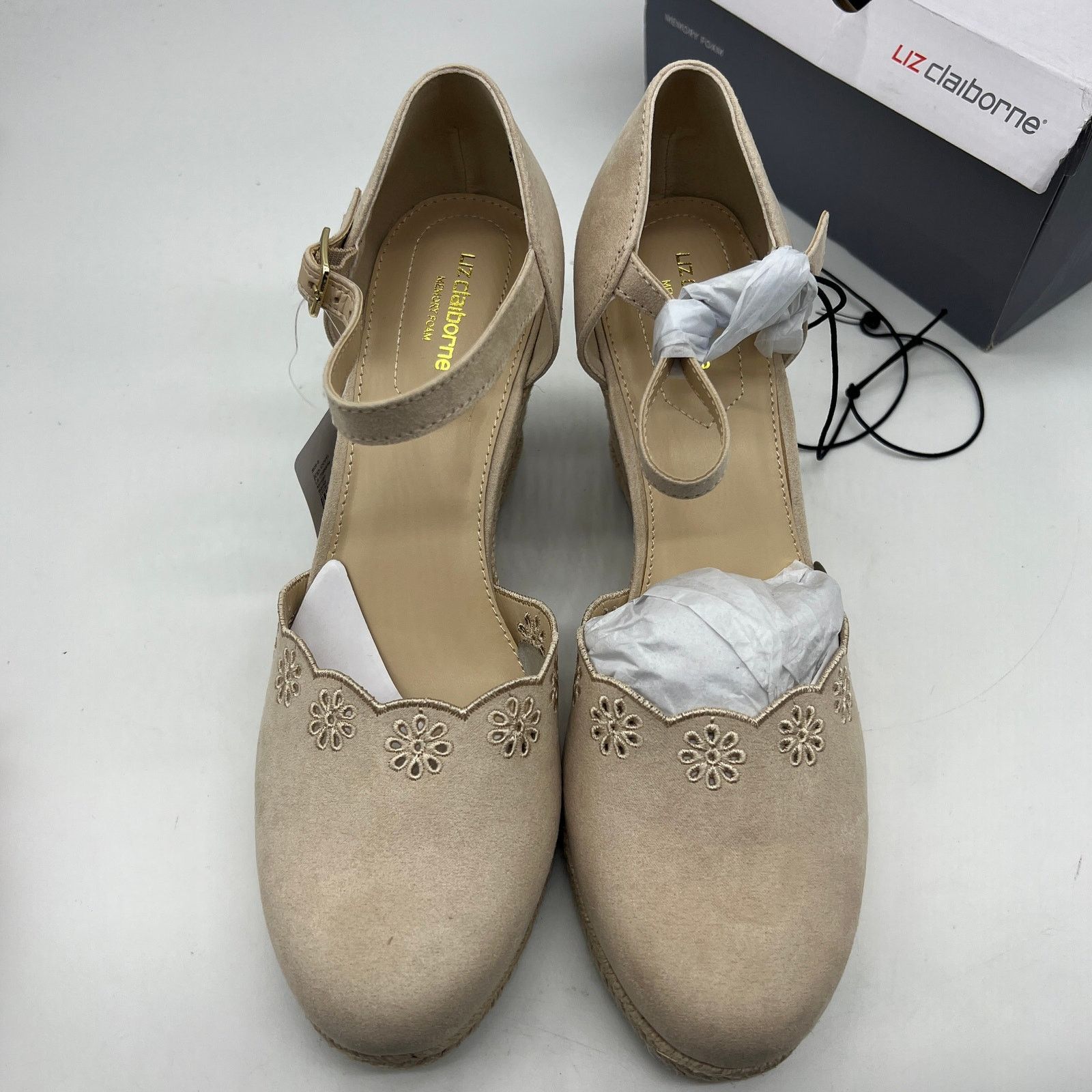 Other Liz Claiborne Morgan Women's Wedge Heels Cream Sand Size 9.5 Size US 9.5 / IT 39.5 - 8 Thumbnail