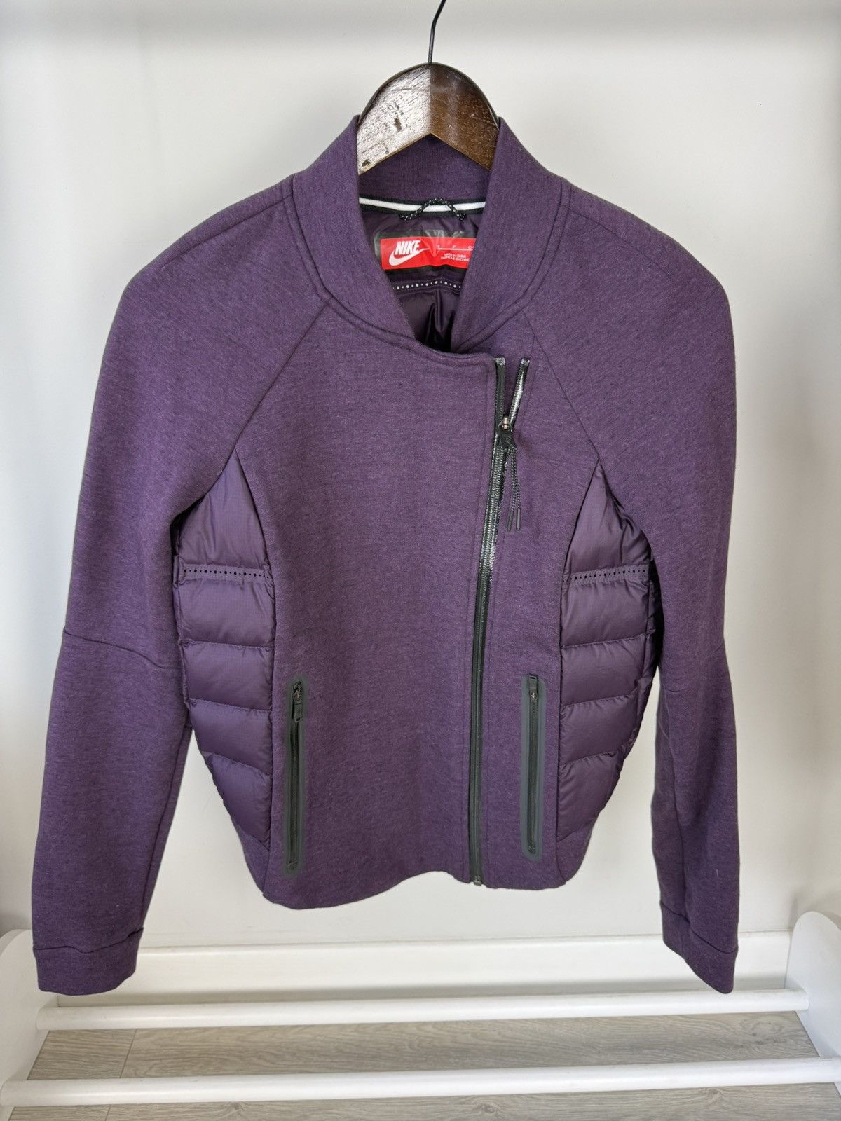 Nike Nike Tech Fleece Aeroloft Down Cape Jacket Size S / US 4 / IT 40 - 1 Thumbnail