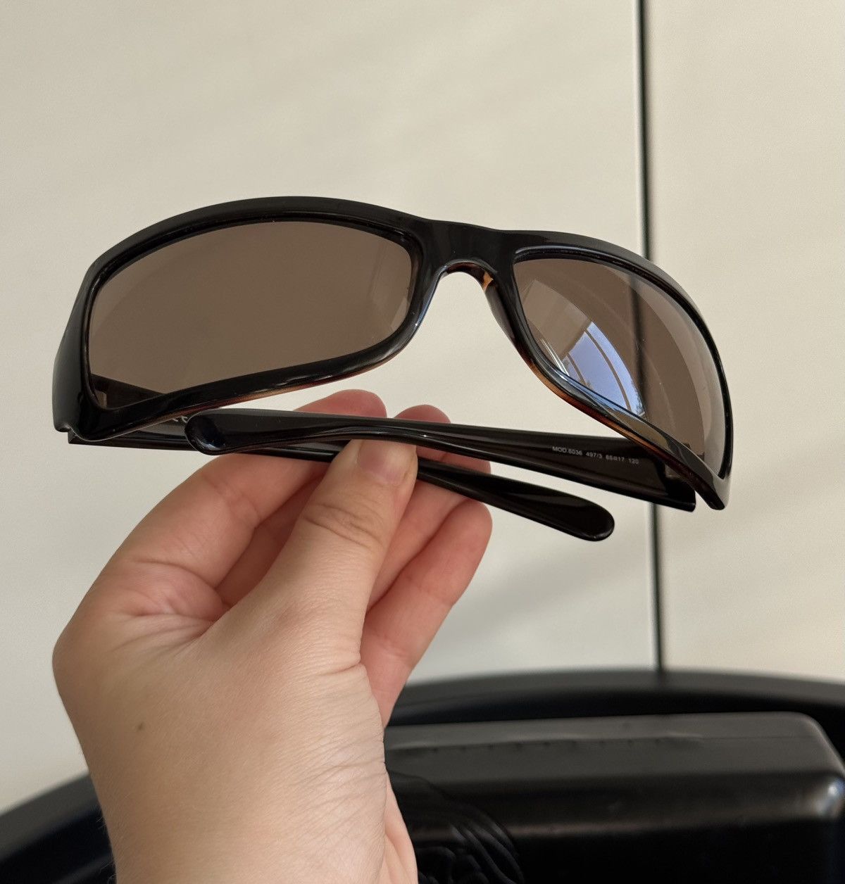 Versace Vintage Versace Versus brown sunglasses Size ONE SIZE - 9 Thumbnail