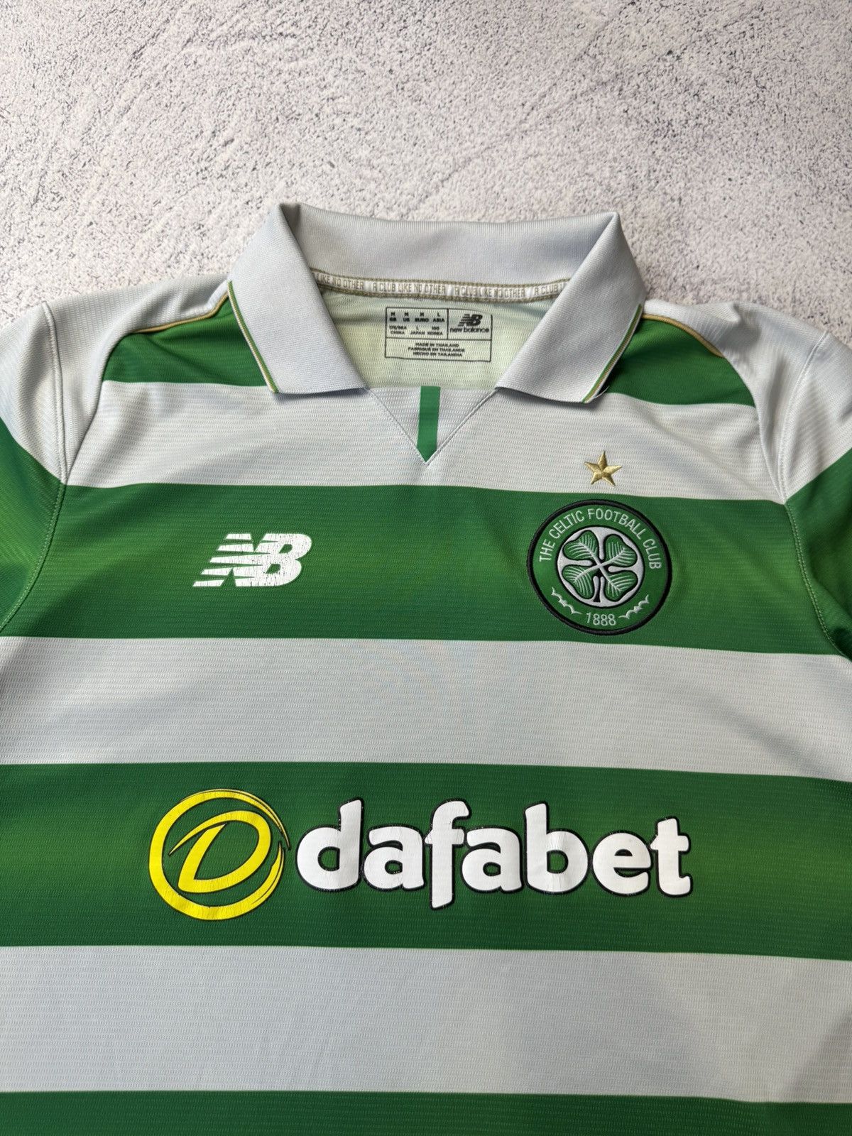 Other Celtic Jersey 2016/2017 Home Football Soccer Shirt Mens Home Size US M / EU 48-50 / 2 - 9 Thumbnail