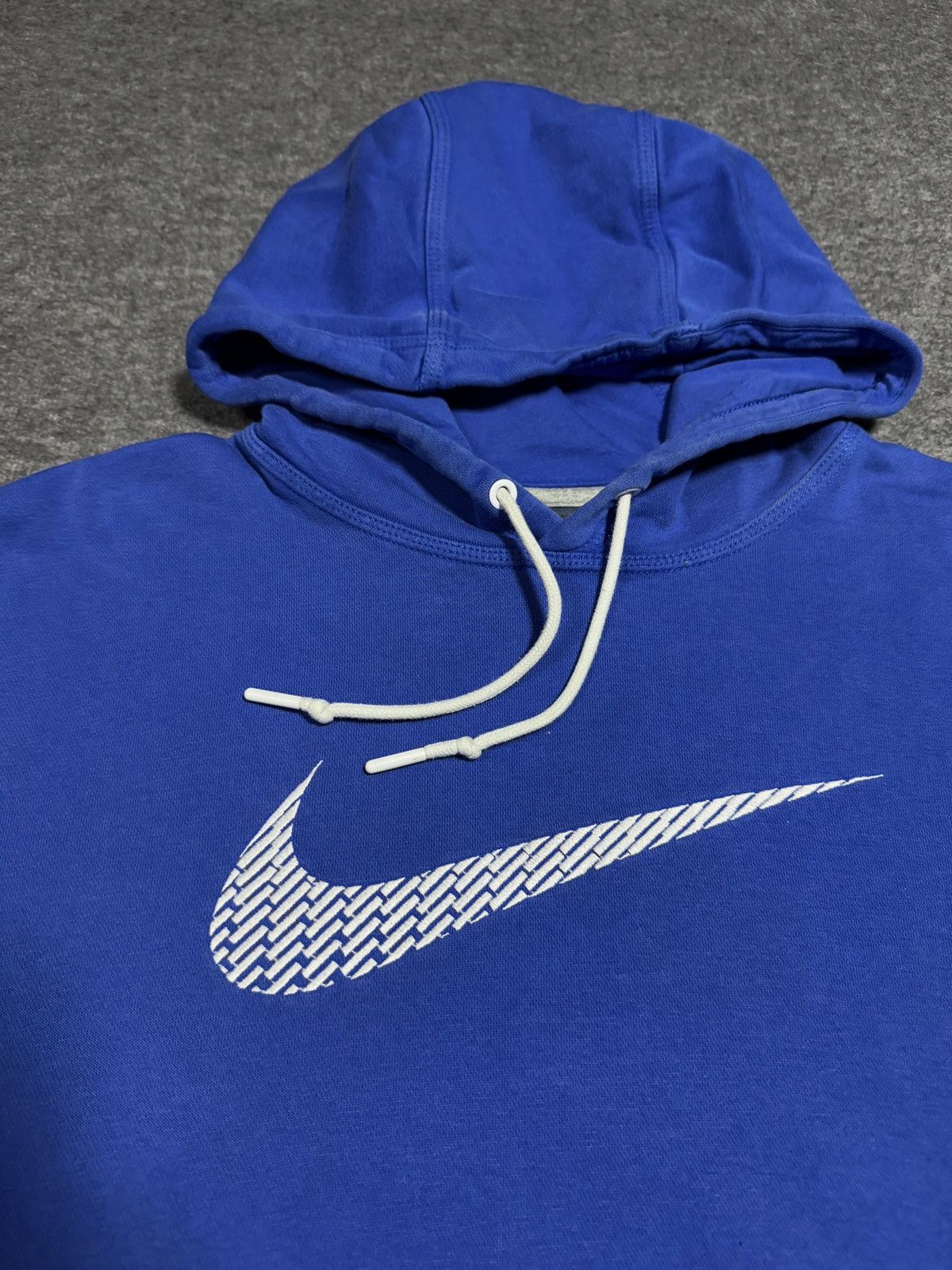 Nike Nike Hoodie Faded Big Swoosh Embroidered Large Blue Size L Size US L / EU 52-54 / 3 - 3 Thumbnail