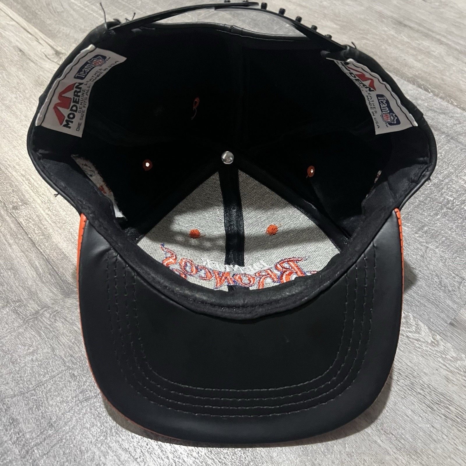 Vintage VTG Denver Broncos Genuine Leather SnapBack Hat NFL Official Size ONE SIZE - 6 Thumbnail