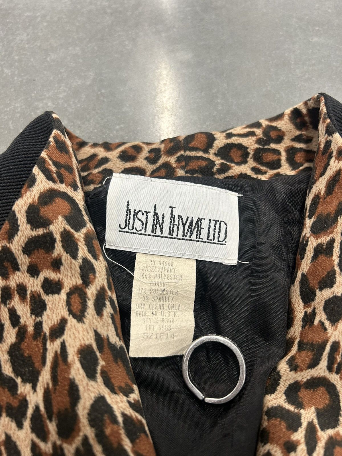 Vintage Vintage Black and tan cheetah print jacket Size XL / US 12-14 / IT 48-50 - 3 Thumbnail