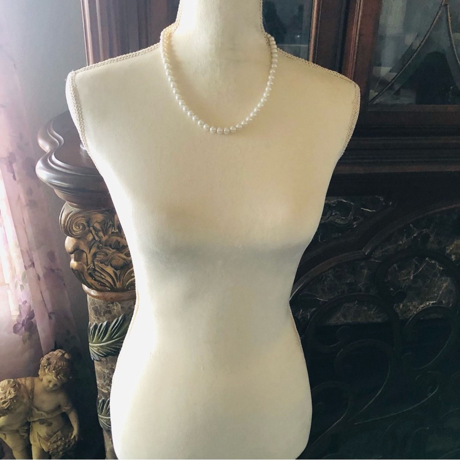 Jewelry Modern classic white glass pearl bead necklace Size ONE SIZE - 6 Thumbnail