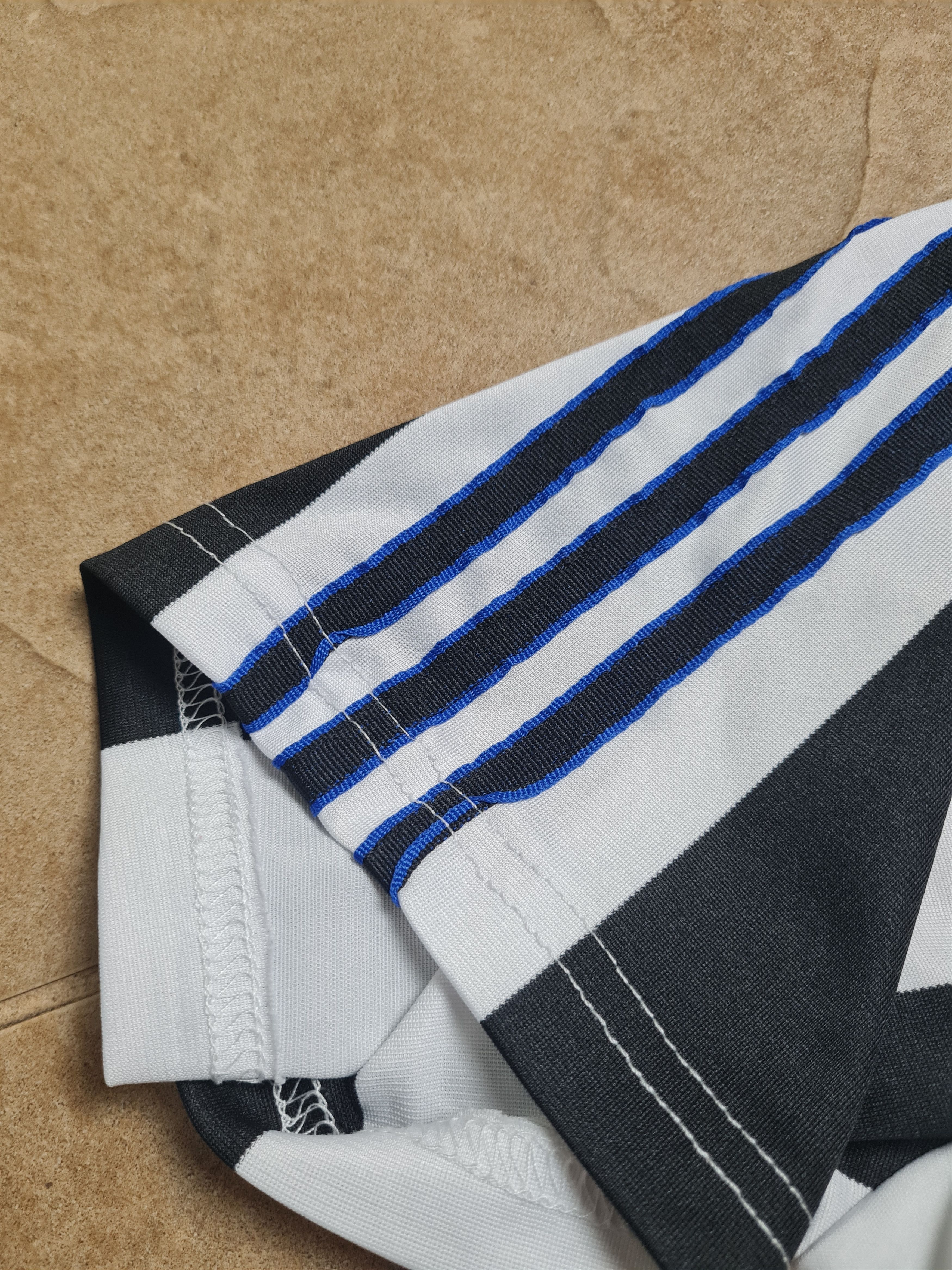 Adidas Rare Jersey Adidas Newcastle 1995/1997 Archive Home Shirt Size US M / EU 48-50 / 2 - 21 Thumbnail