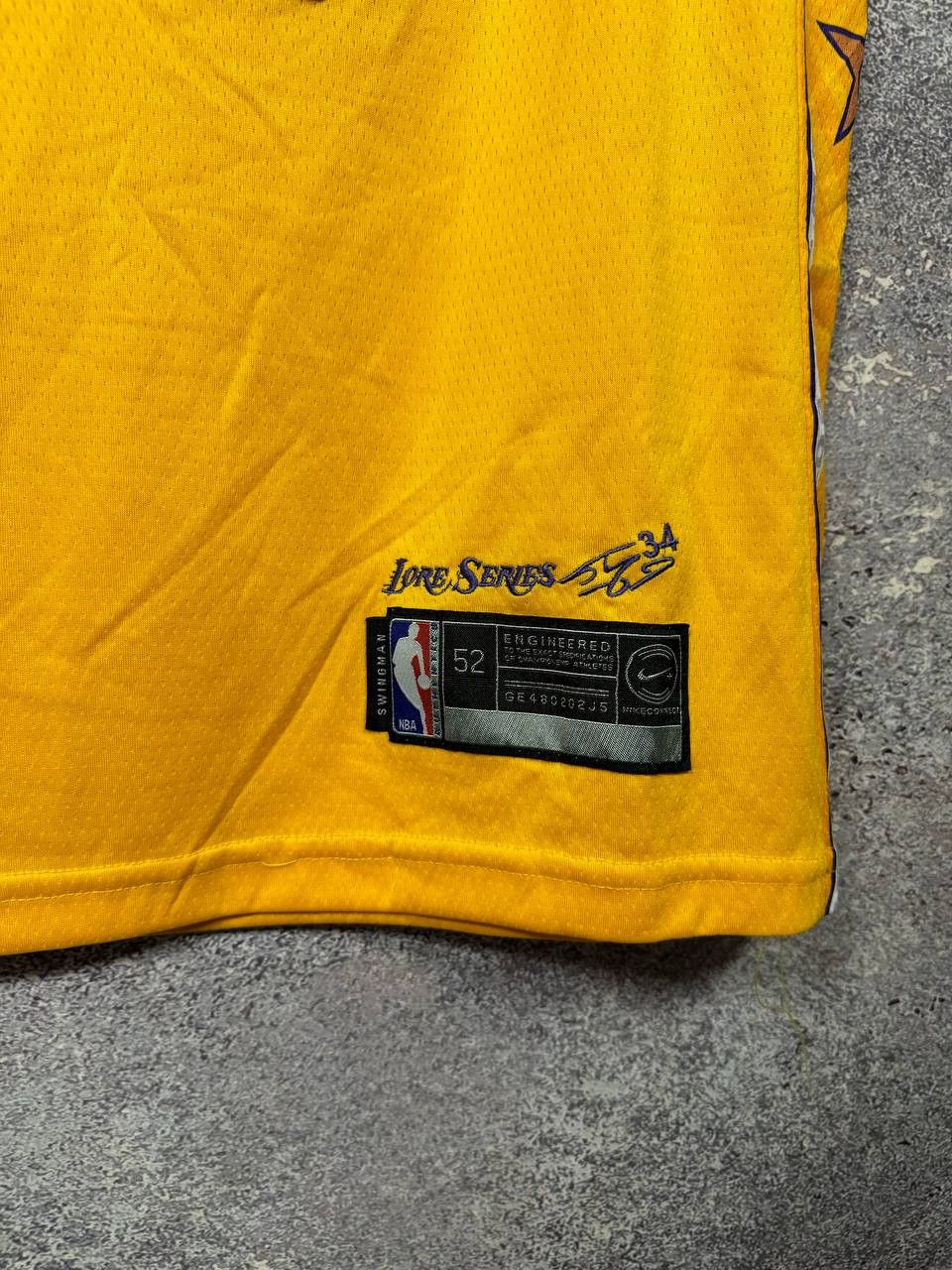 NBA LEBRON JAMES Los Angeles Lakers Jersey Large Limited Size US L / EU 52-54 / 3 - 6 Thumbnail